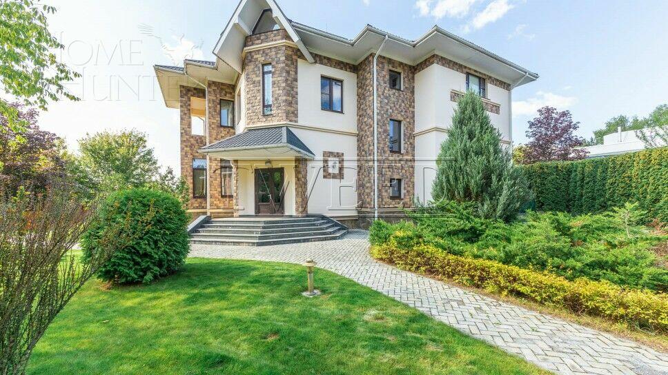 2-этажный коттедж 730 м² с отделкой