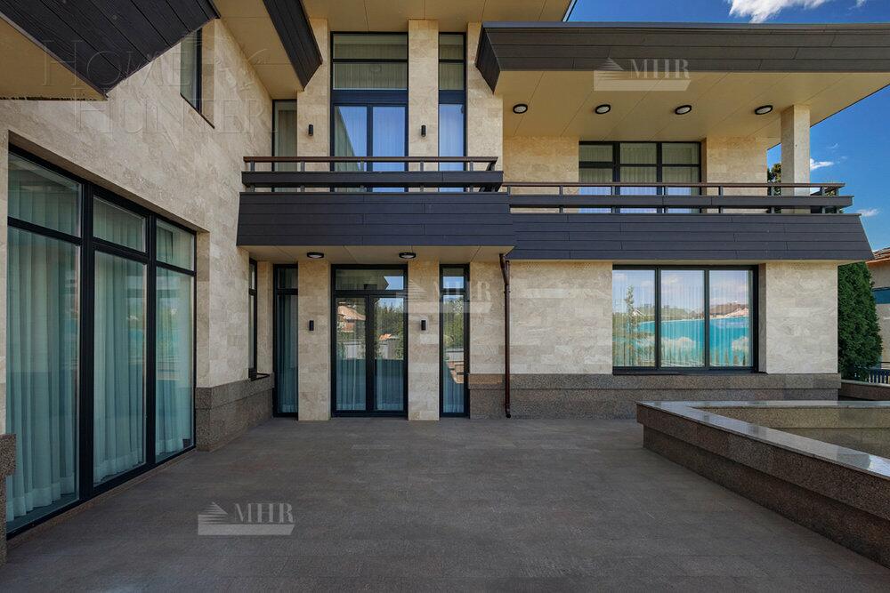 2-этажный коттедж 967.94 м² с отделкой