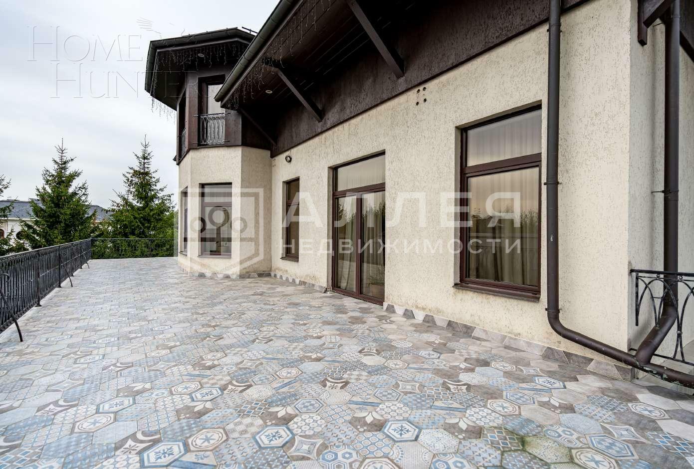 2-этажный коттедж 1 500 м² с отделкой