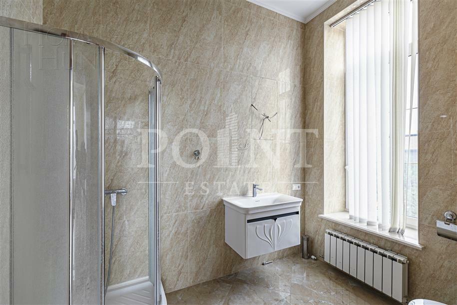 2-этажный коттедж 1 200 м² с отделкой