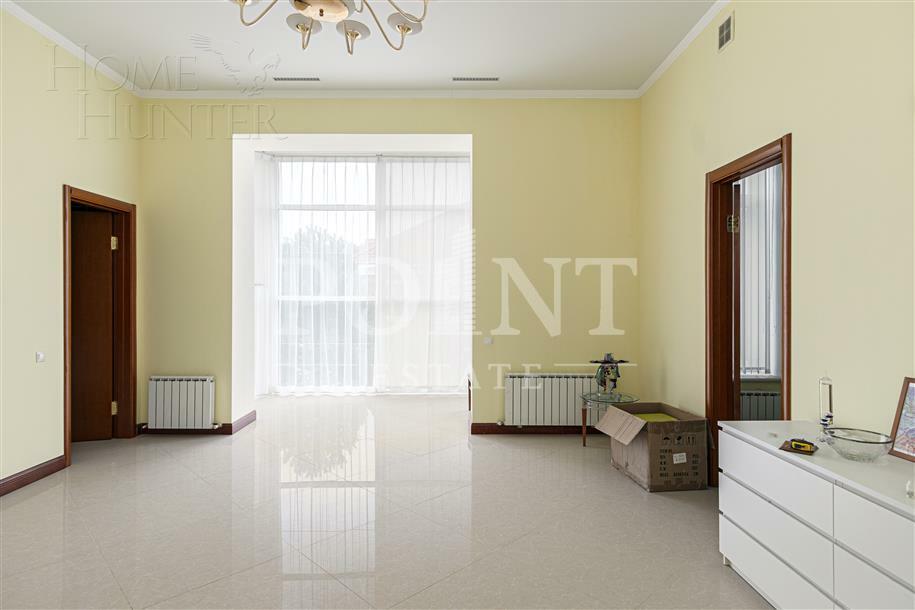 2-этажный коттедж 1 200 м² с отделкой