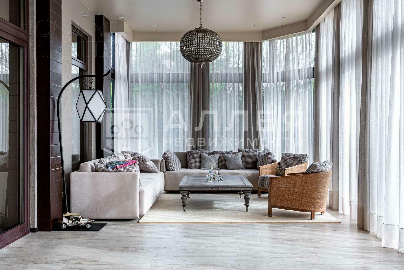 2-этажный коттедж 1 500 м² с отделкой