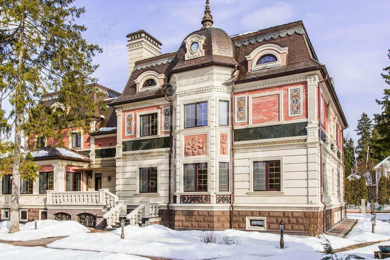 2-этажный коттедж 758 м² с отделкой