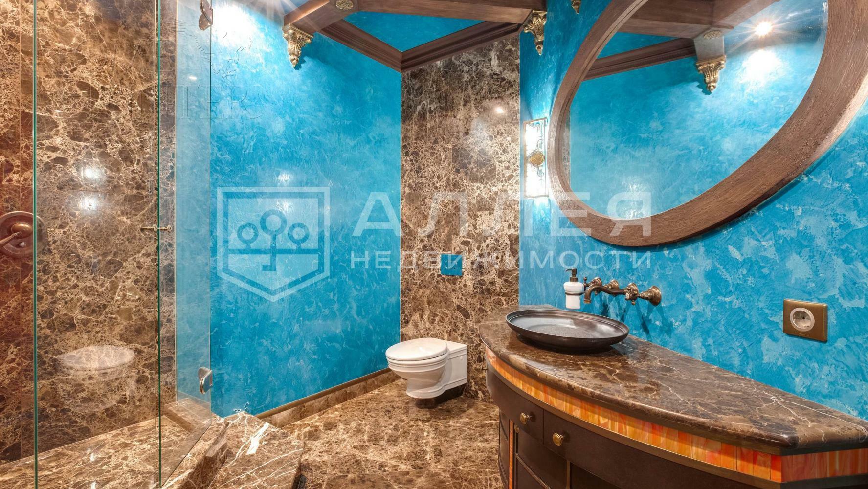 КОТТЕДЖ 1 100 м² с отделкой