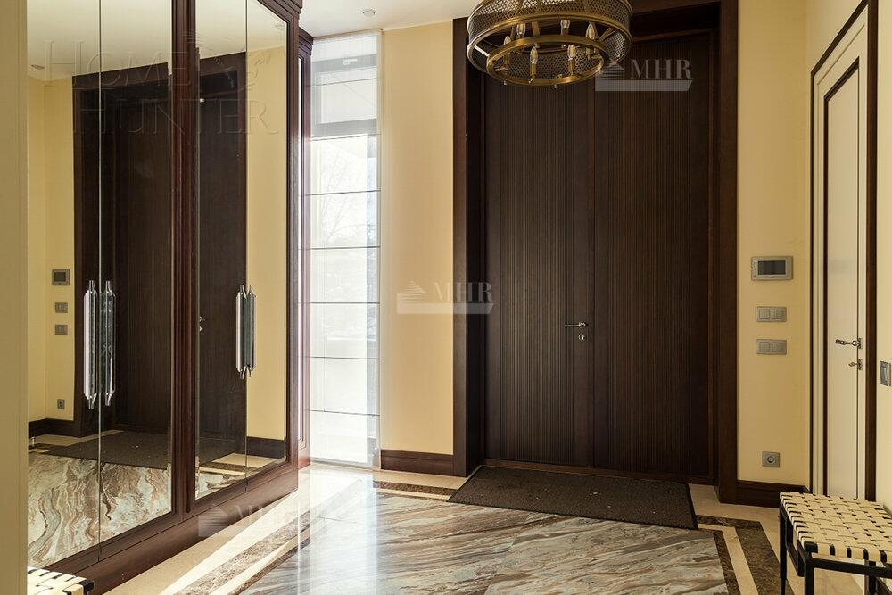 2-этажный коттедж 967.94 м² с отделкой