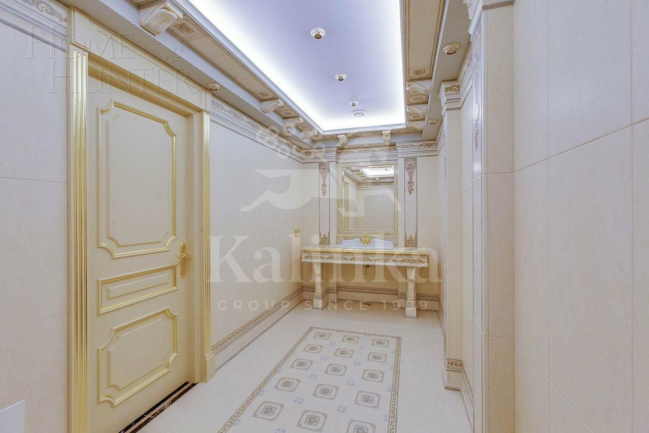 2-этажный коттедж 758 м² с отделкой