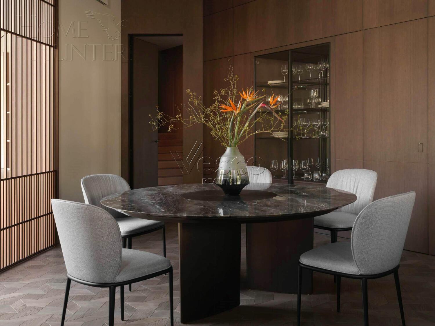 2-этажный коттедж 1 517 м² с отделкой