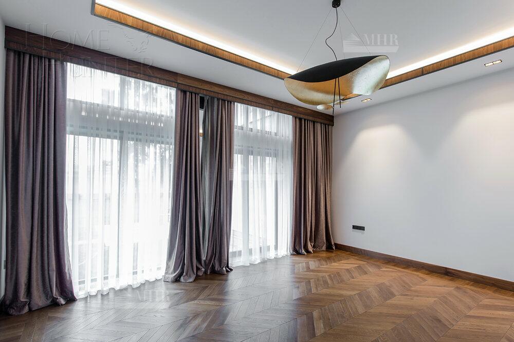 2-этажный коттедж 989.7 м² с отделкой