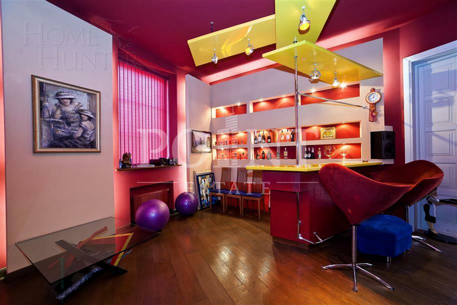 2-этажный коттедж 1 100 м² с отделкой