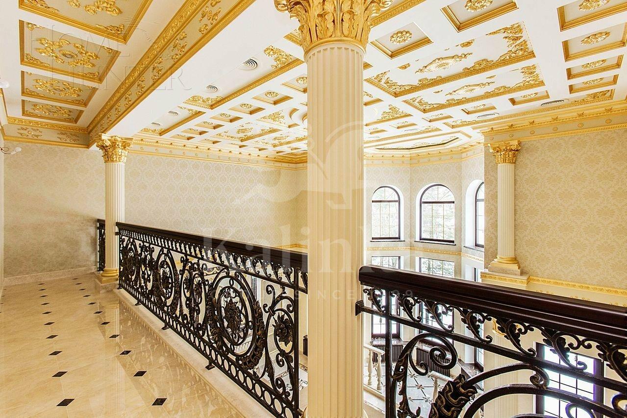 2-этажный коттедж 758 м² с отделкой