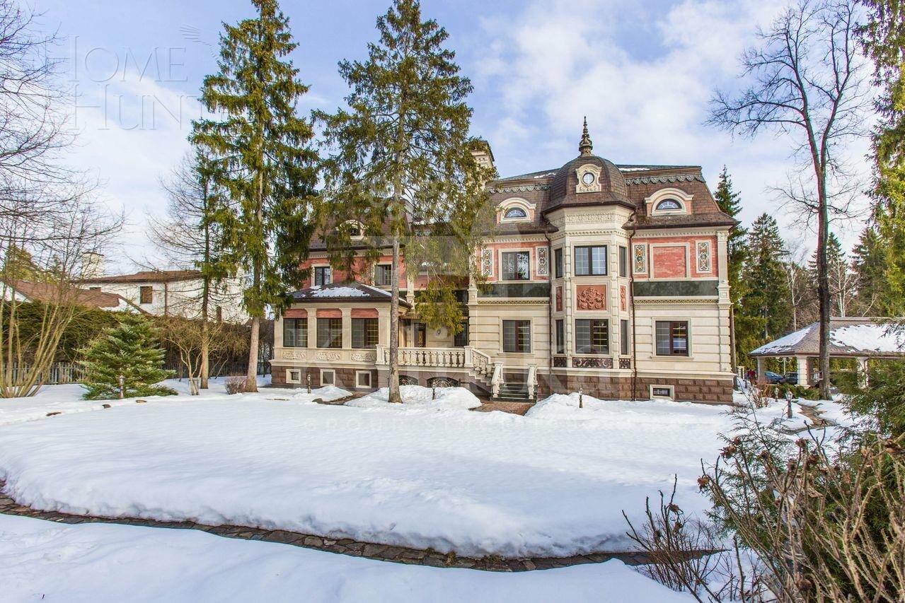 2-этажный коттедж 758 м² с отделкой