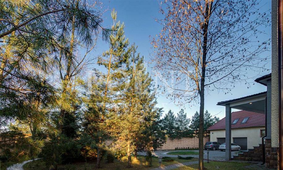 2-этажный коттедж 1 200 м² с отделкой