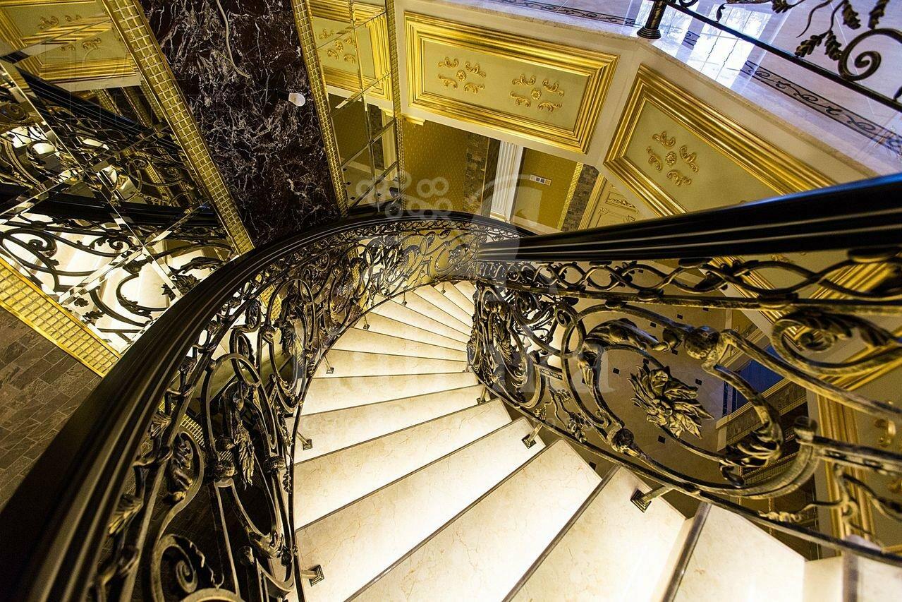 2-этажный коттедж 758 м² с отделкой