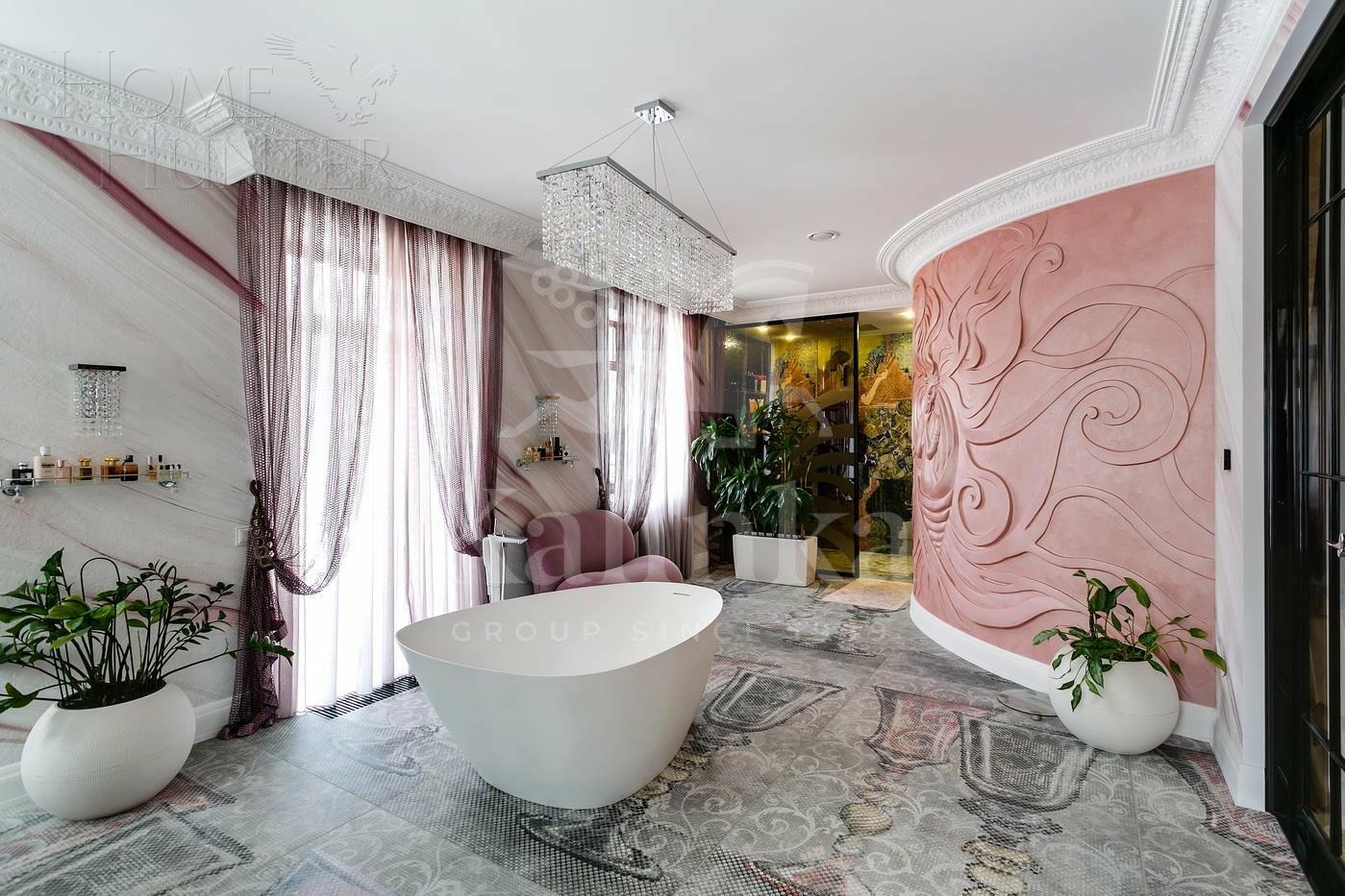 3-этажный коттедж 1 200 м² с отделкой