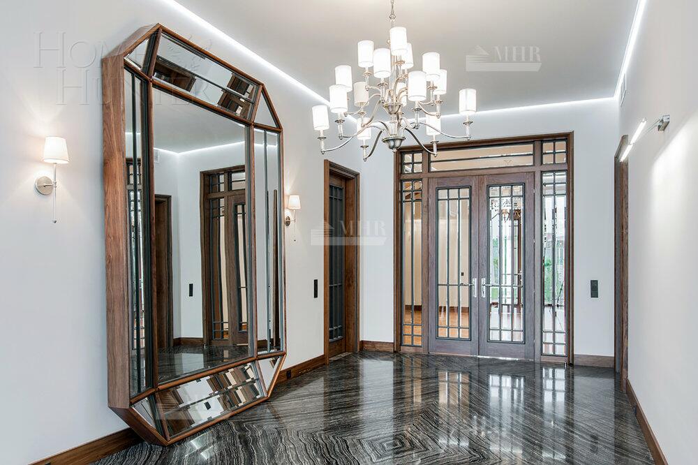 2-этажный коттедж 989.7 м² с отделкой