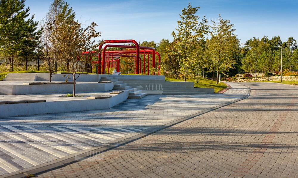 Участок в охраняемом поселке