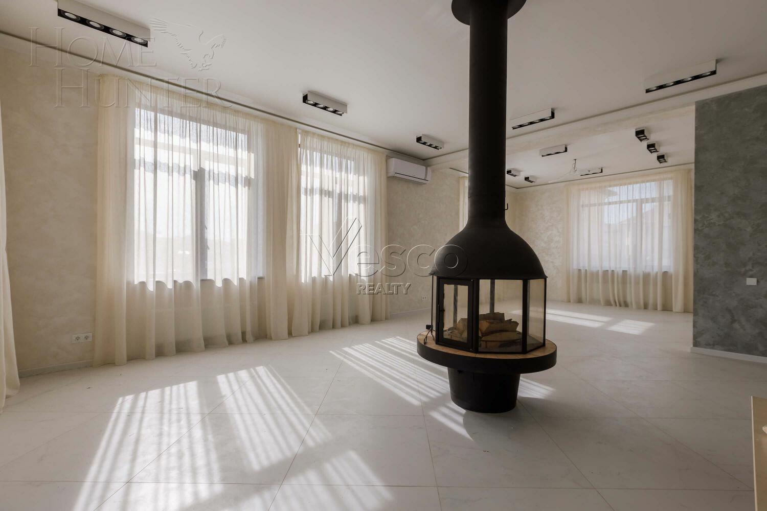 2-этажный коттедж 400 м² с отделкой