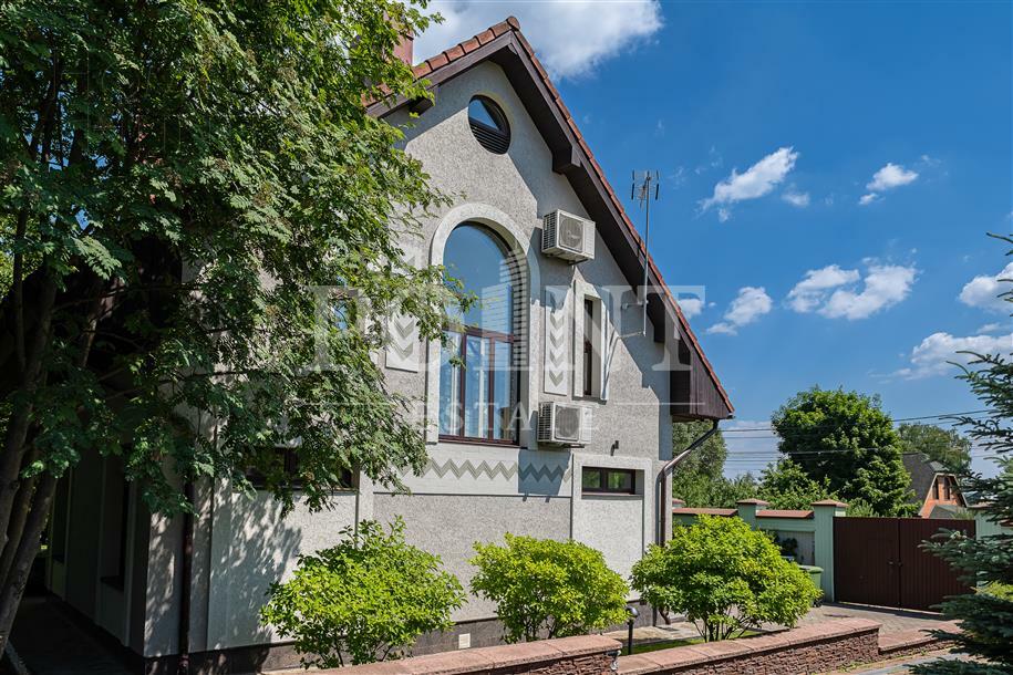 2-этажный коттедж 680 м² с отделкой