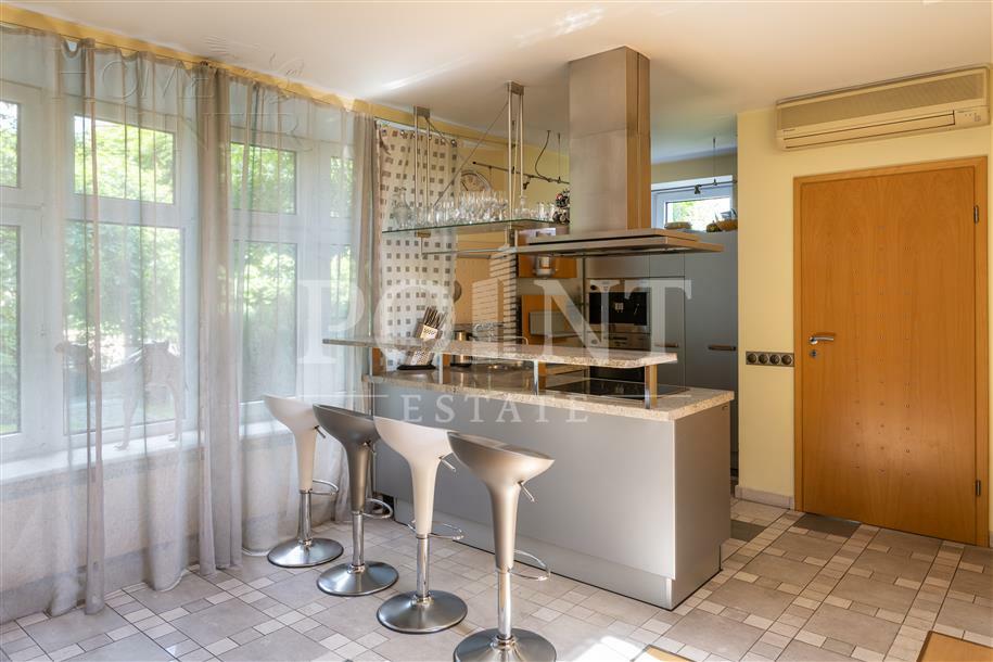 2-этажный коттедж 680 м² с отделкой