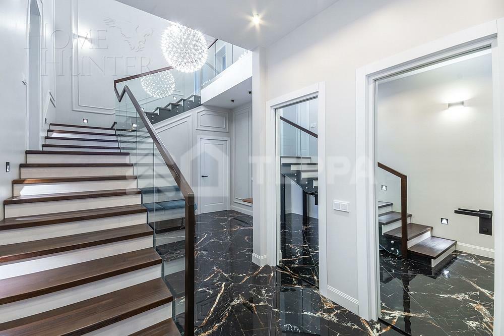 2-этажный коттедж 443 м² с отделкой