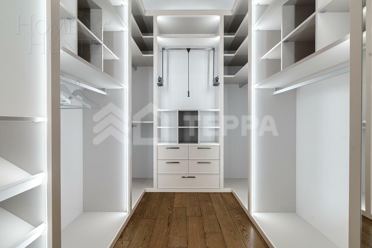 2-этажный коттедж 1 145 м² с отделкой