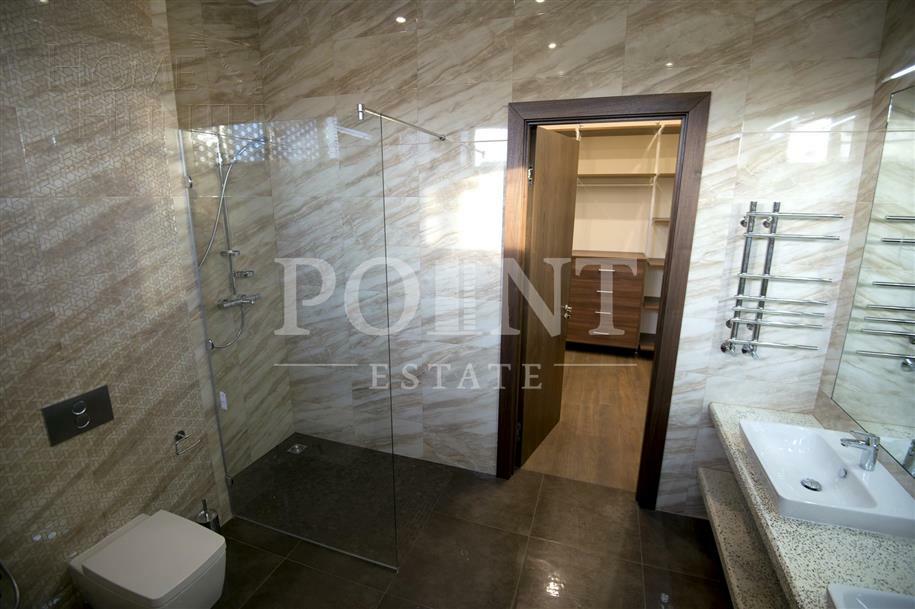 2-этажный таунхаус 230 м² с отделкой