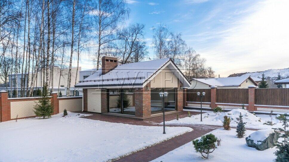 2-этажный коттедж 712 м² с отделкой