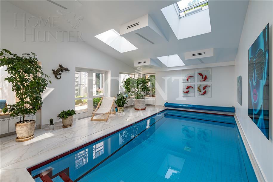 2-этажный коттедж 680 м² с отделкой