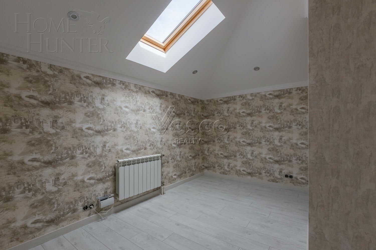 2-этажный коттедж 400 м² с отделкой