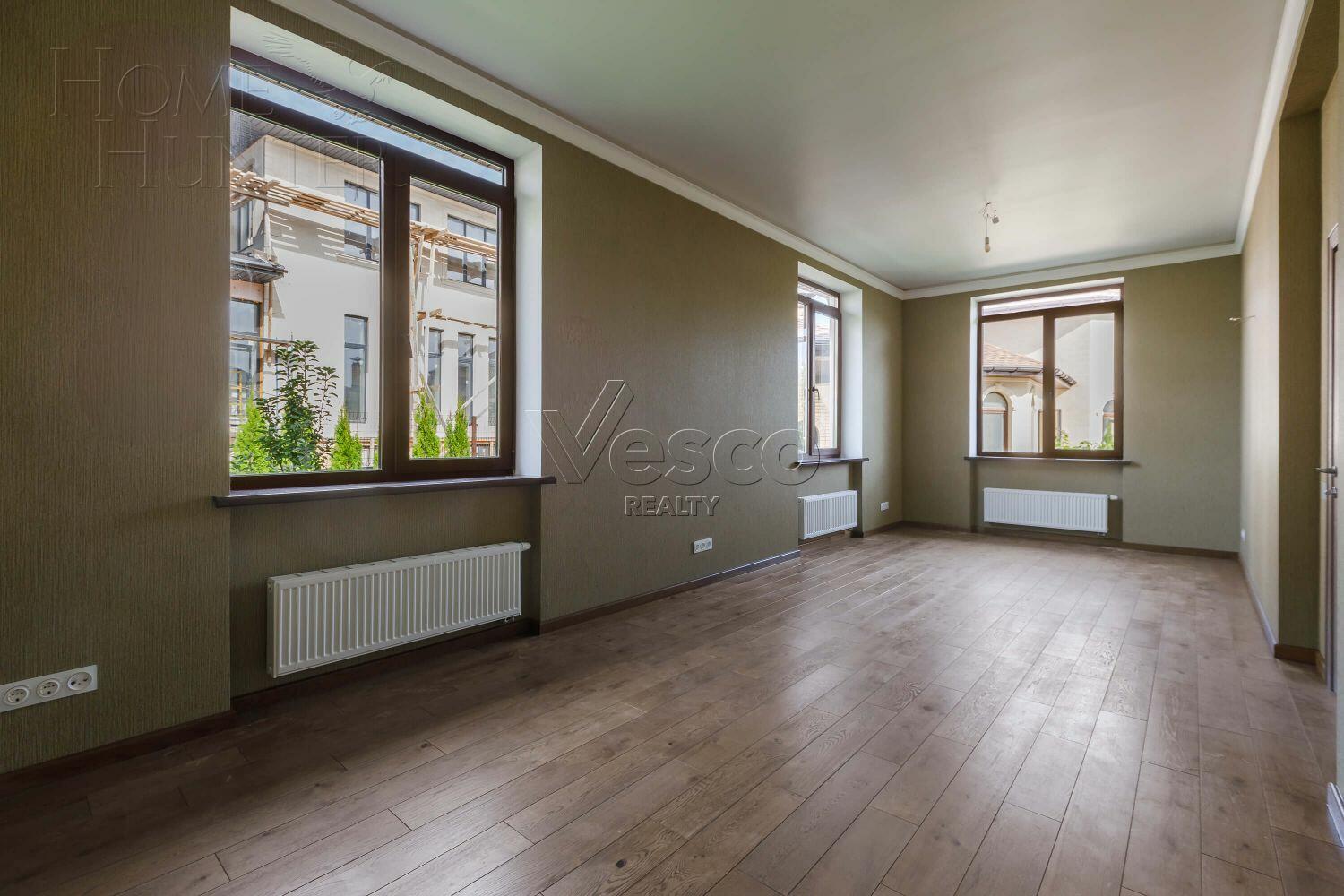 2-этажный коттедж 400 м² с отделкой