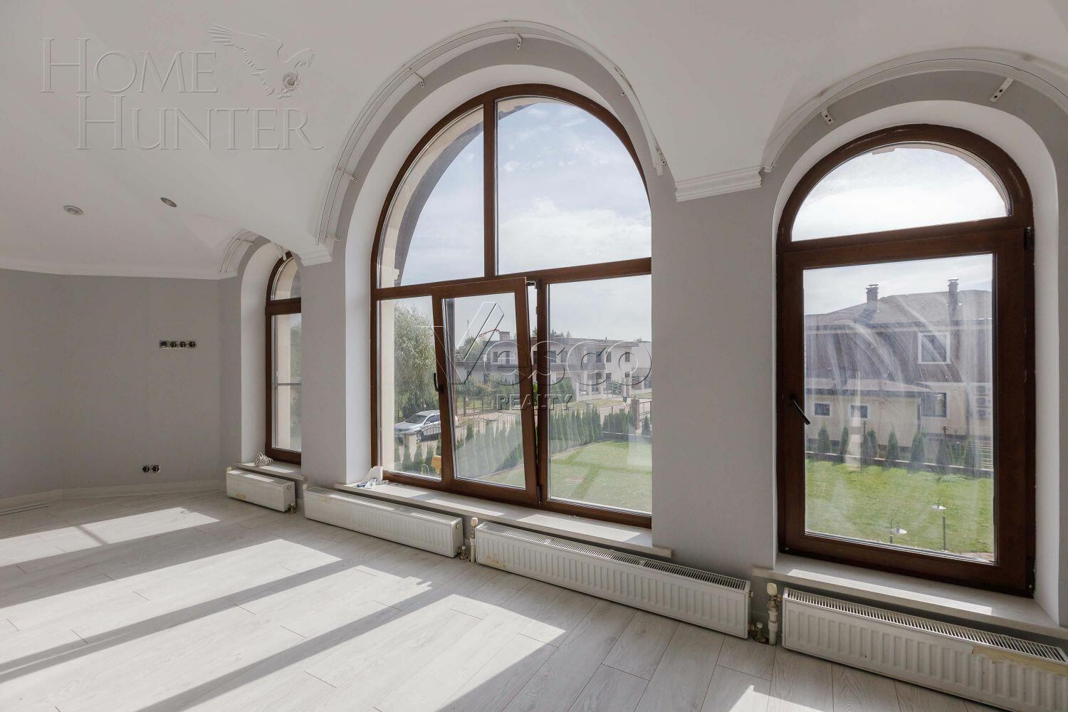 2-этажный коттедж 400 м² с отделкой