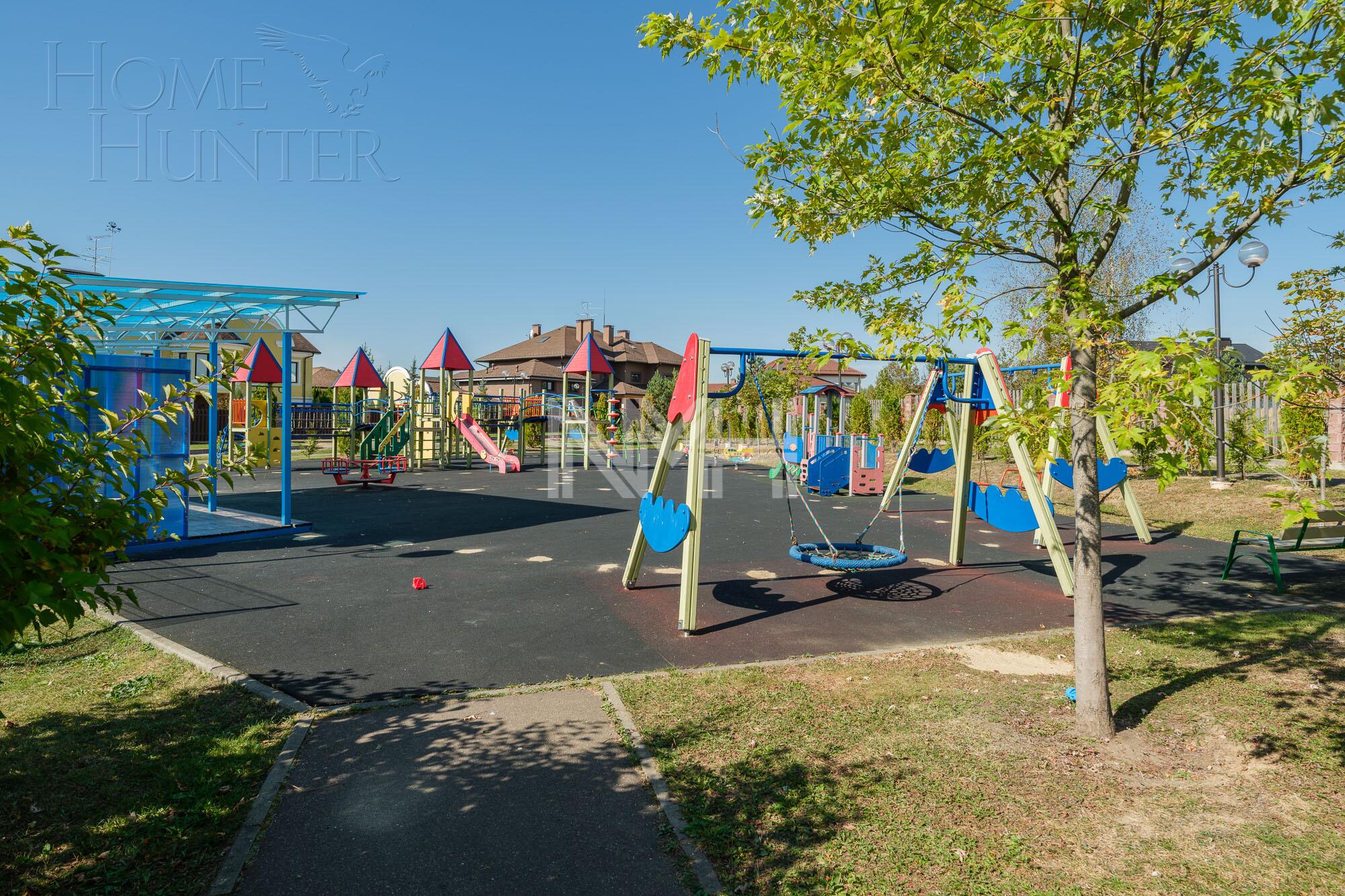 2-этажный коттедж 305.6 м² с отделкой