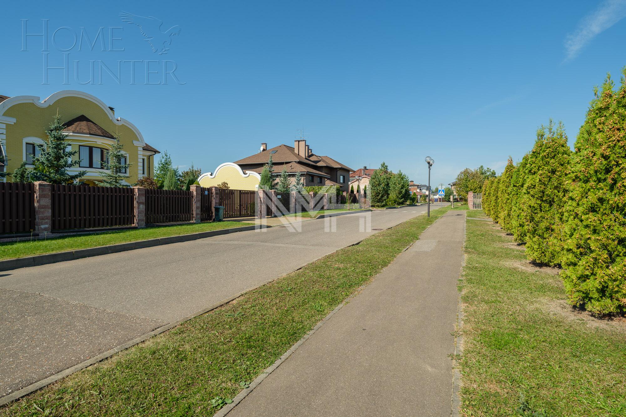 2-этажный коттедж 305.6 м² с отделкой