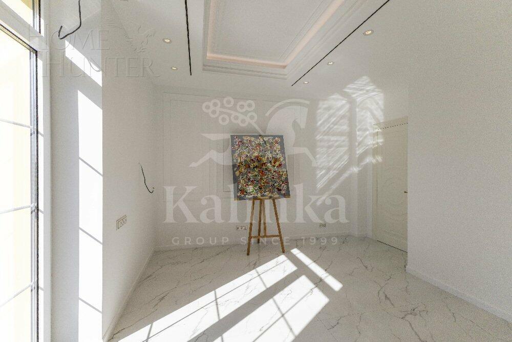 2-этажный коттедж 900 м² с отделкой