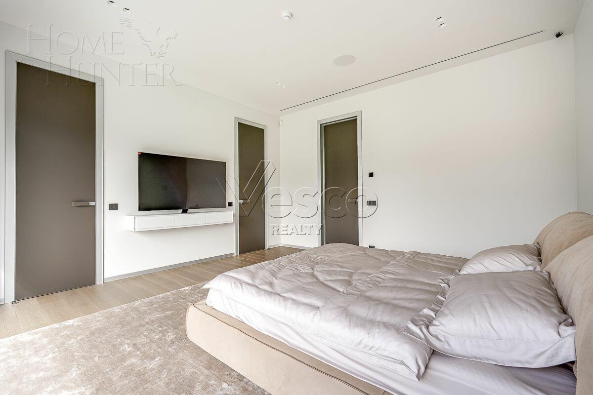 2-этажный коттедж 900 м² с отделкой