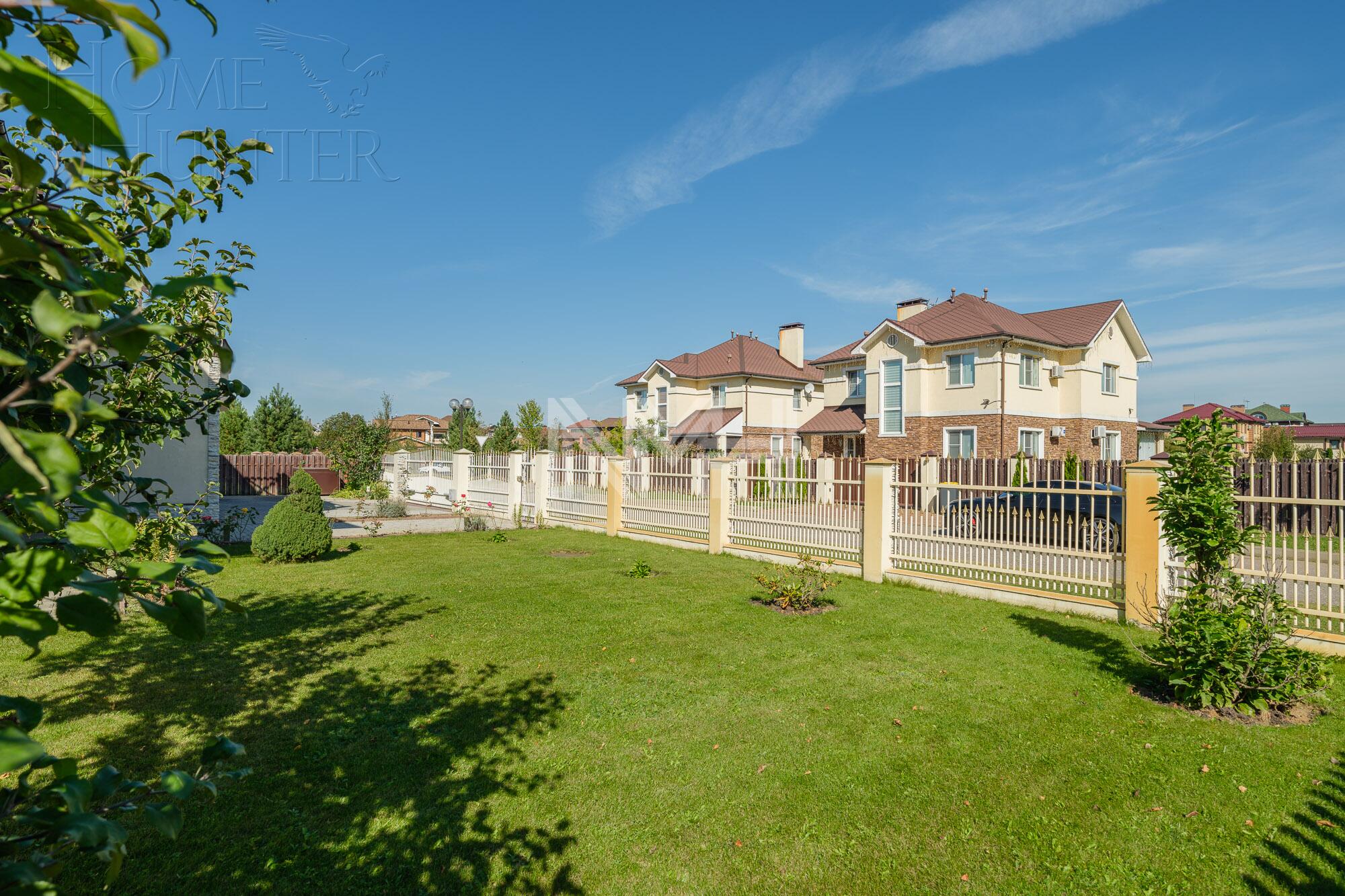 2-этажный коттедж 305.6 м² с отделкой