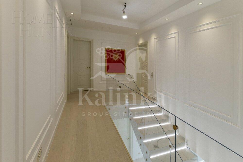 2-этажный коттедж 900 м² с отделкой