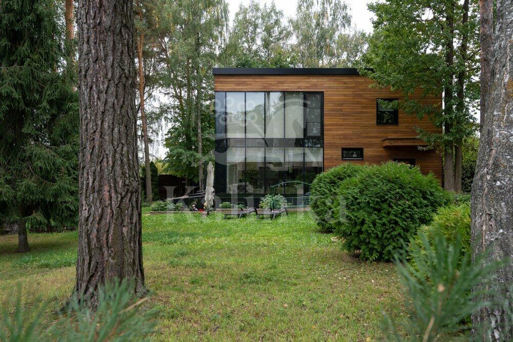 2-этажный коттедж 675 м² с отделкой