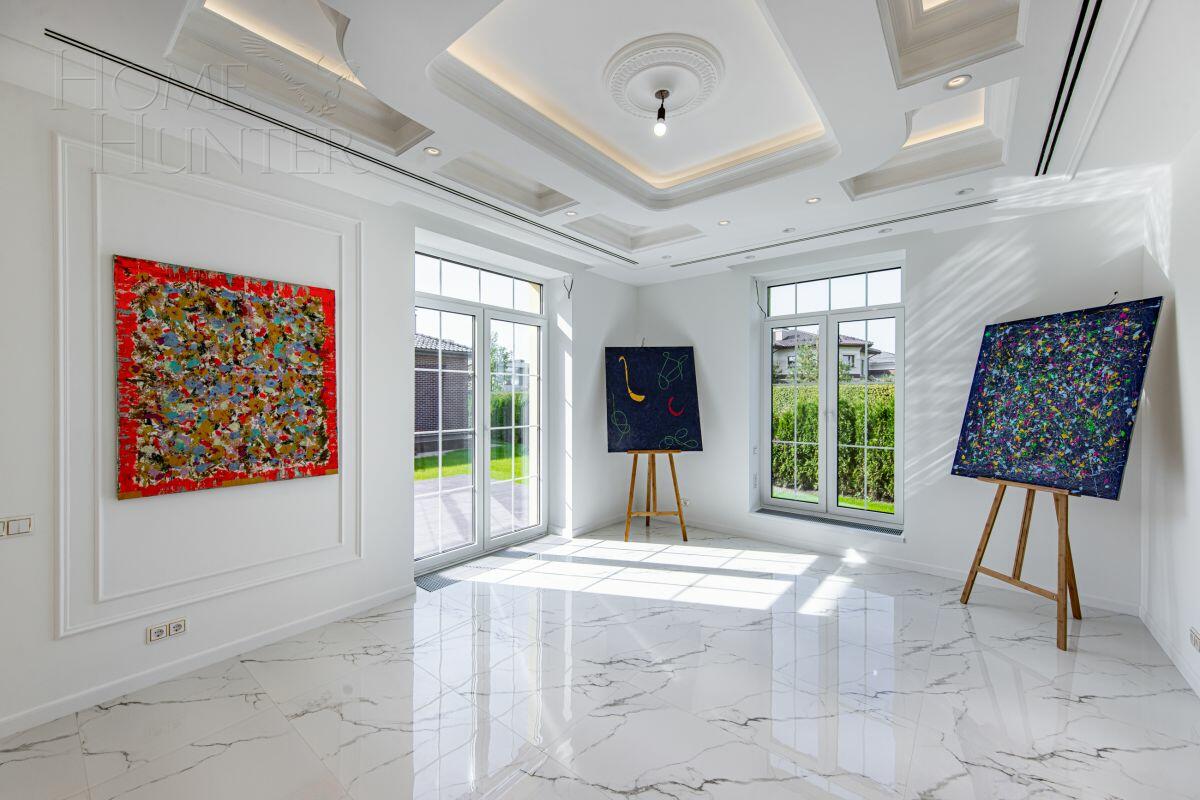 2-этажный коттедж 900 м² с отделкой