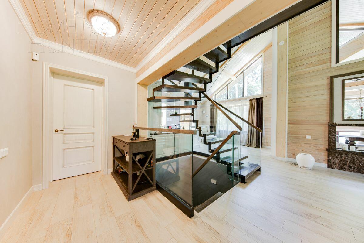 2-этажный коттедж 473.3 м² с отделкой