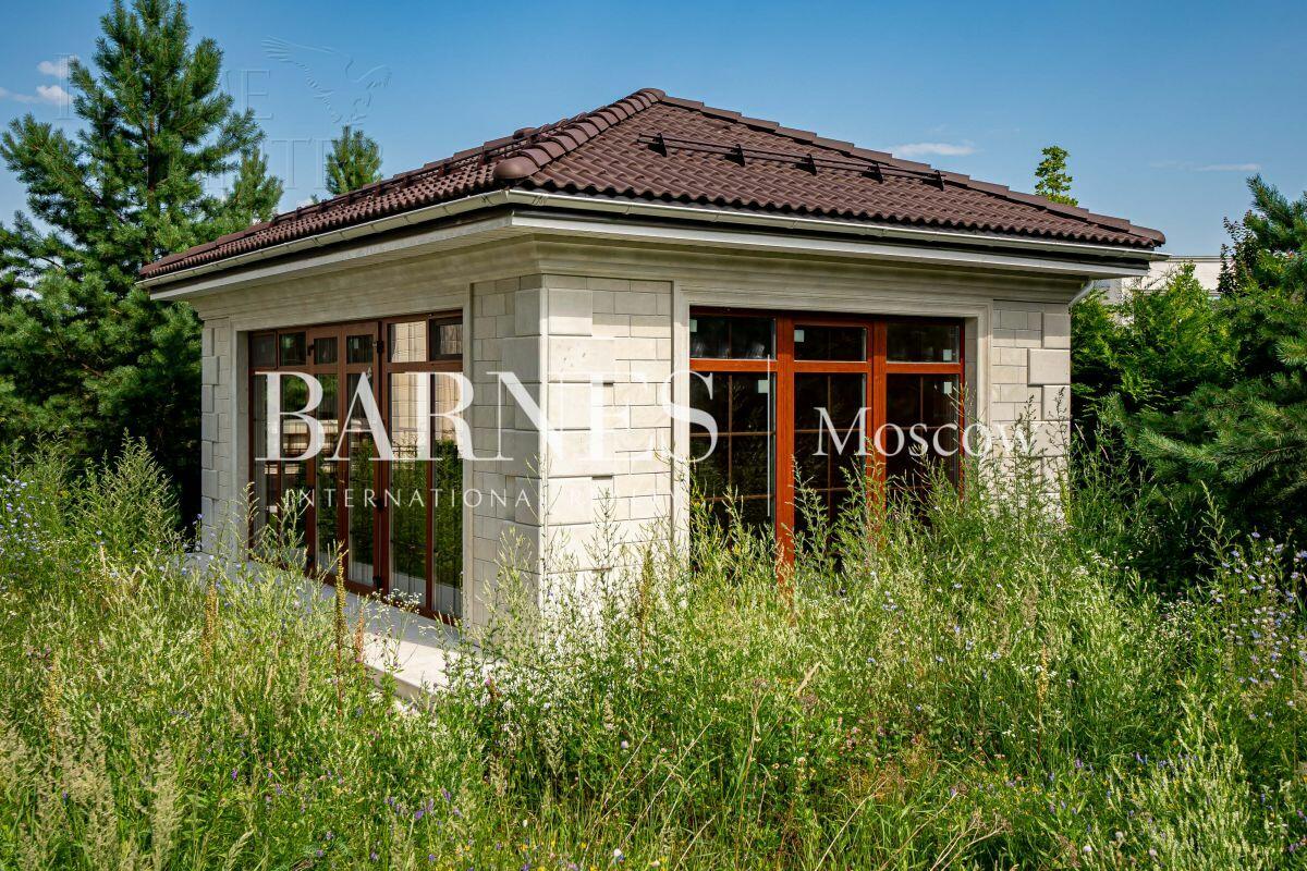 2-этажный коттедж 420 м² без отделки