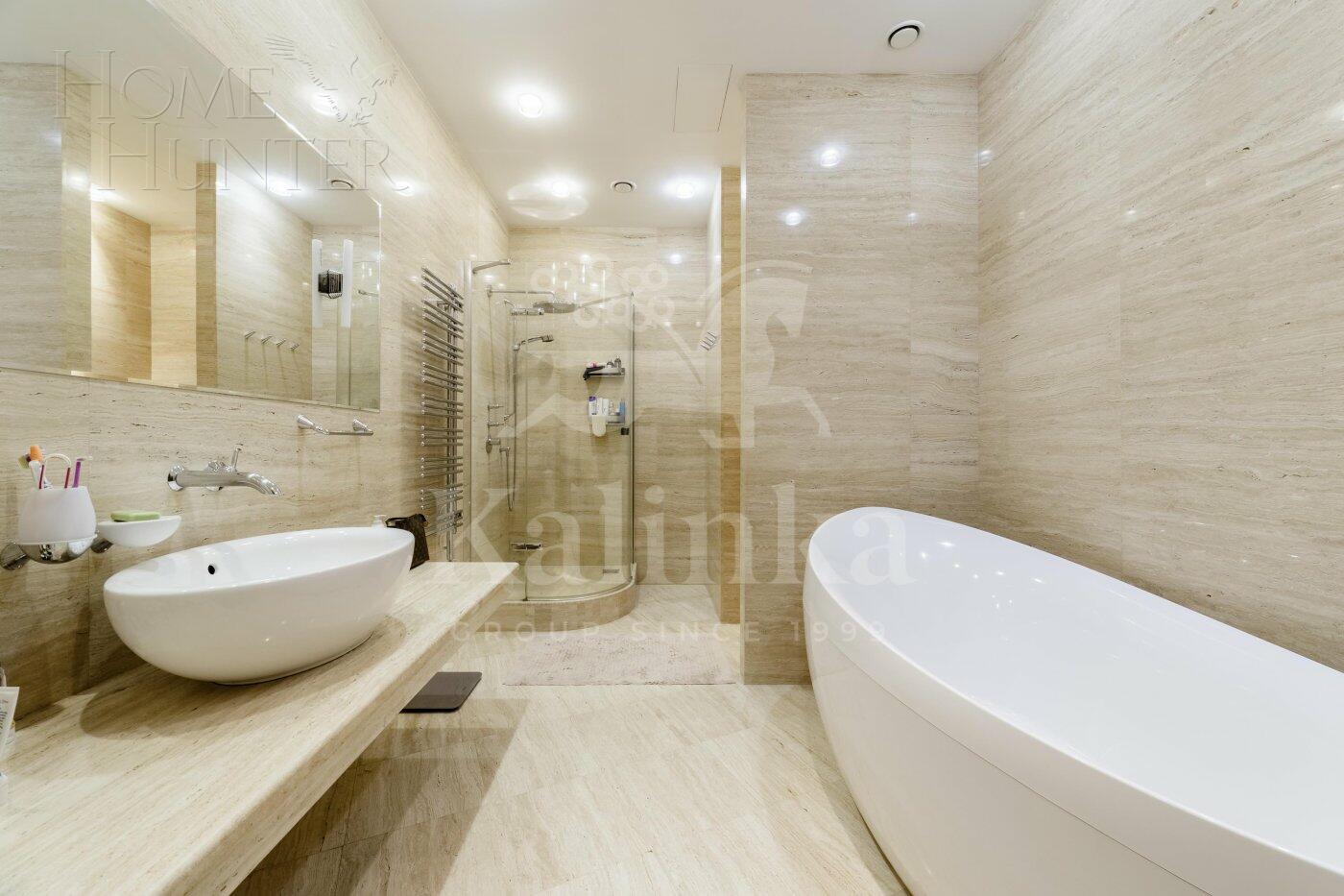 3-КОМН. КВАРТИРА С ОТДЕЛКОЙ 130 М² НА 4 ЭТАЖЕ