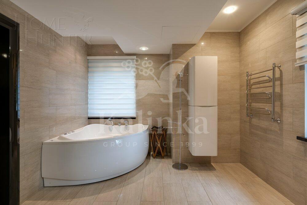 2-этажный коттедж 675 м² с отделкой