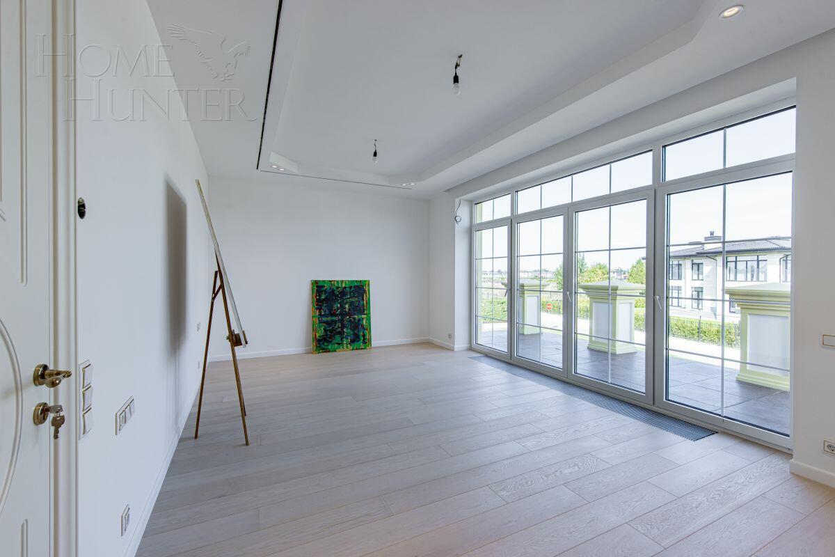 2-этажный коттедж 900 м² с отделкой