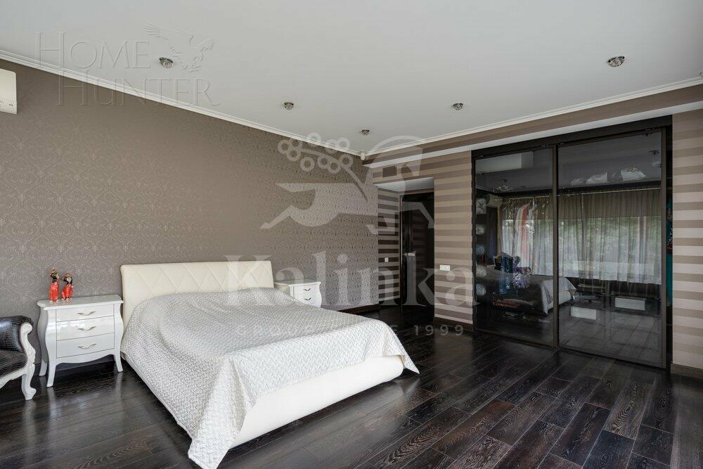 2-этажный коттедж 675 м² с отделкой