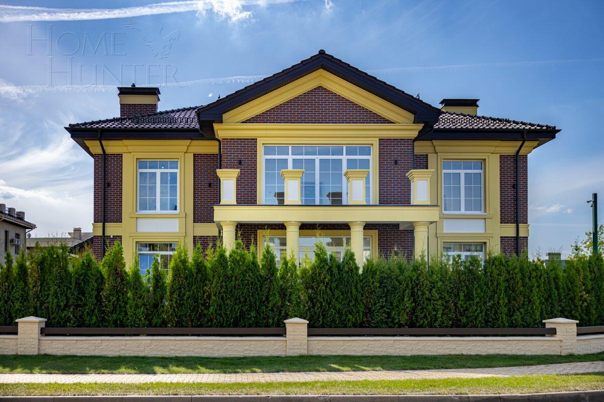 2-этажный коттедж 900 м² с отделкой