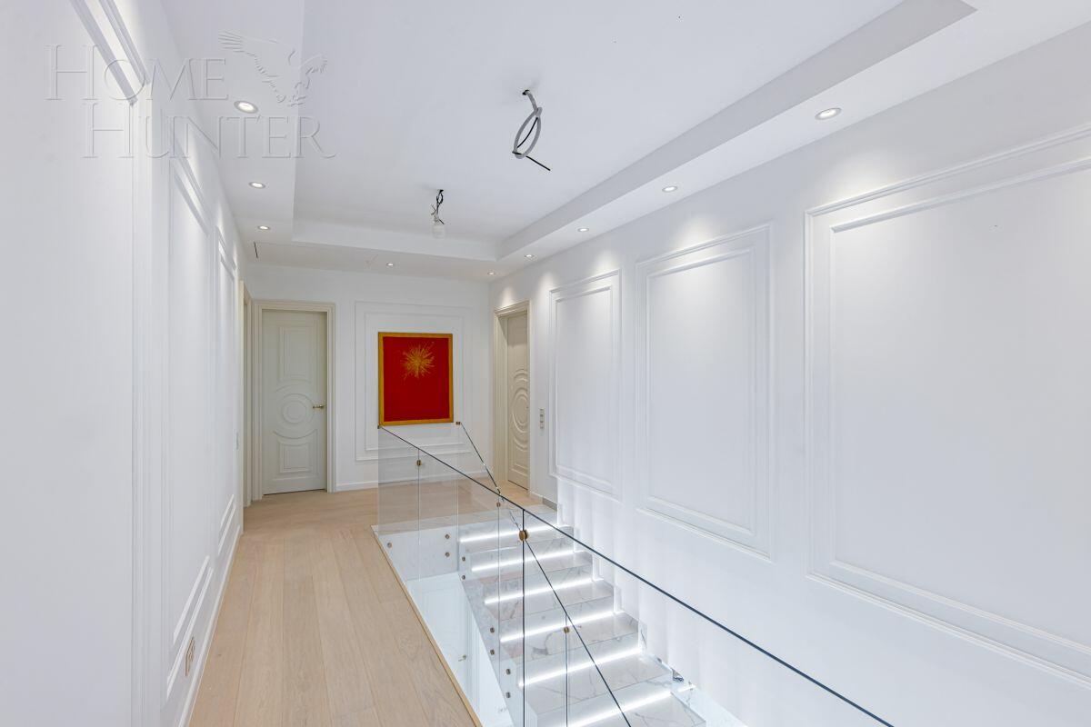 2-этажный коттедж 900 м² с отделкой