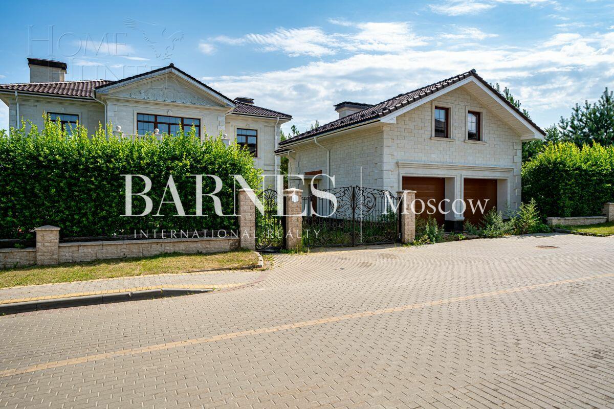 2-этажный коттедж 420 м² без отделки