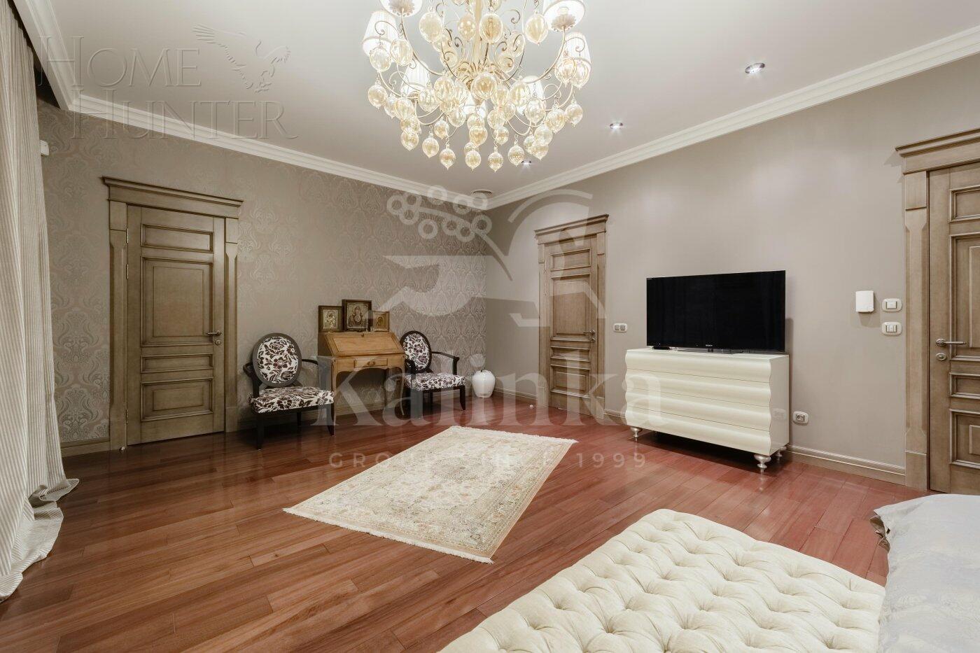 3-КОМН. КВАРТИРА С ОТДЕЛКОЙ 130 М² НА 4 ЭТАЖЕ