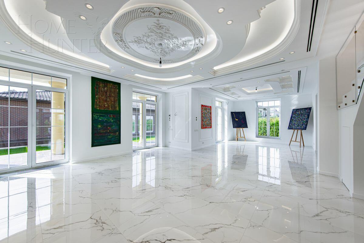 2-этажный коттедж 900 м² с отделкой